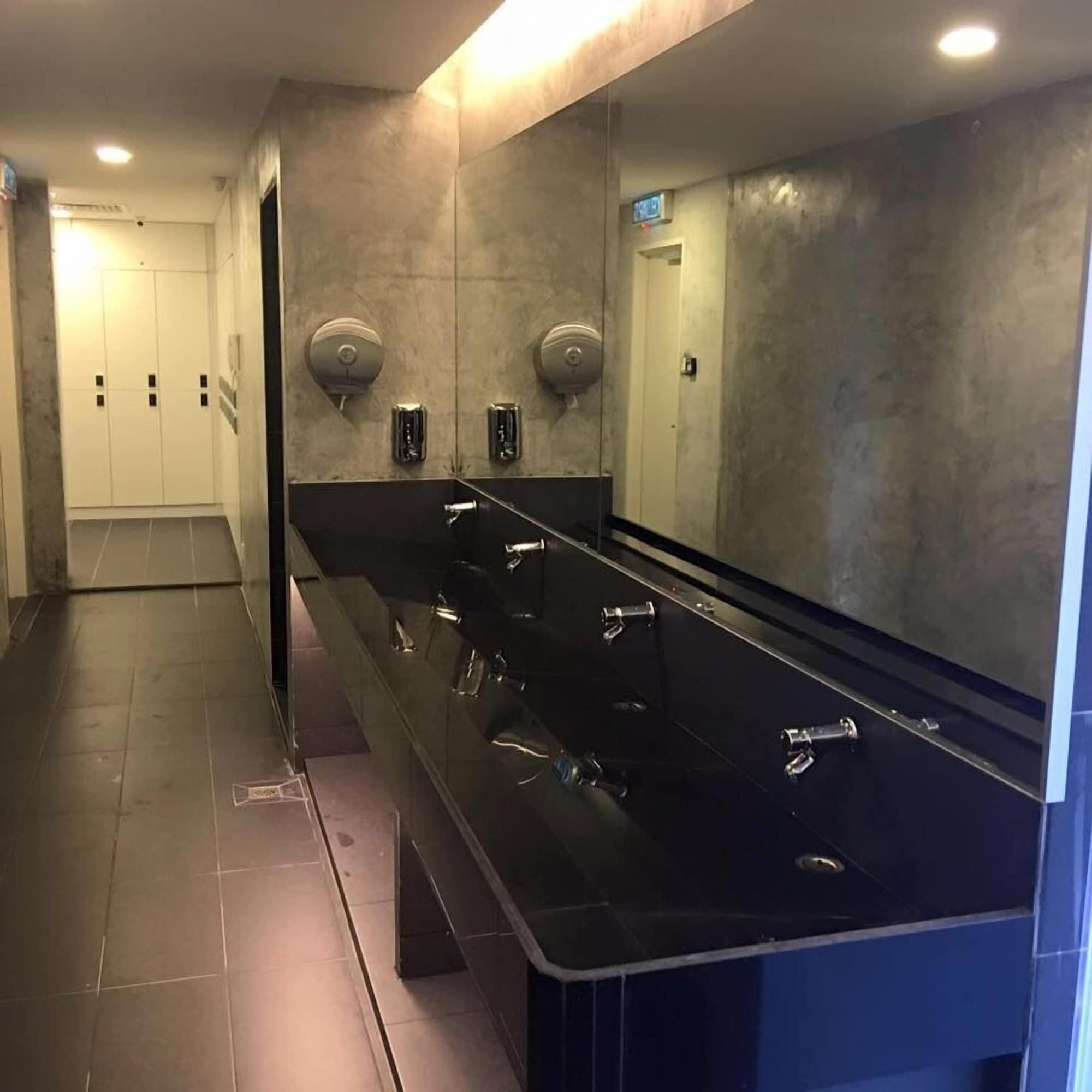 M Qube Hotel Sungai Dua Bukit Εξωτερικό φωτογραφία
